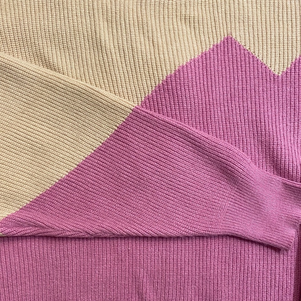 Color Block Knit Sweater - Picture 4 of 5